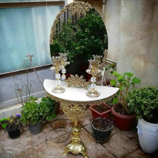آیینه و شمعدان عروس ، اینه مدل گل مینا طلایی طرح برنز
